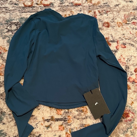 Alphalete Teal Layered Long Sleeve Top - Picture 3 of 3